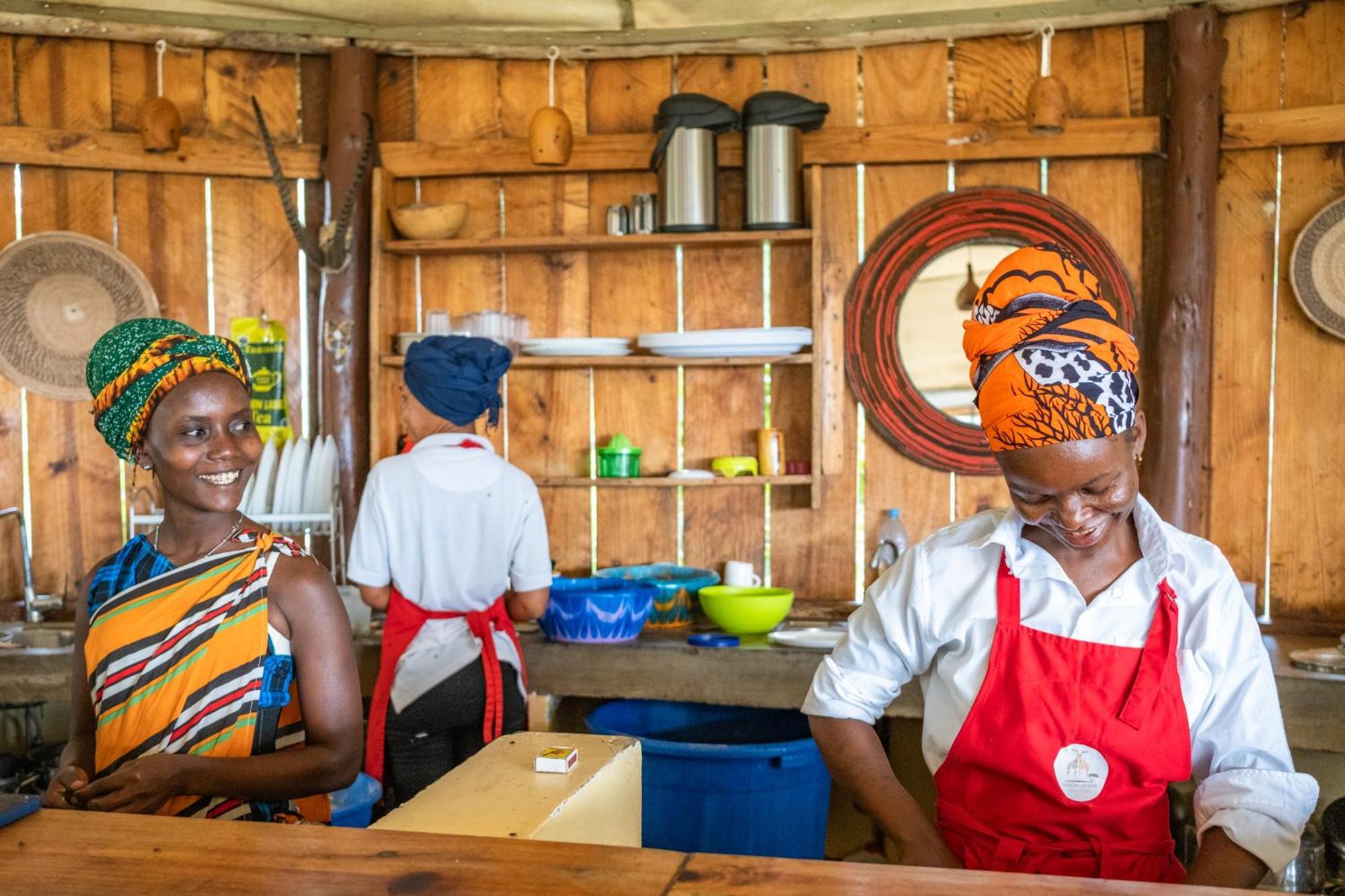 Lake Natron Maasai Giraffe Eco Lodge And Camping Mtowabaga Exterior foto